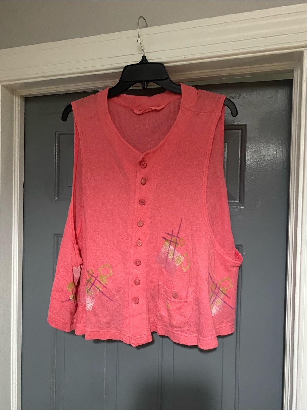 Blue Fish Sleeveless Coral Button-Front Women's Top